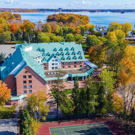 Chateau Vaudreuil エクステリア 写真 Aerial view of the hotel