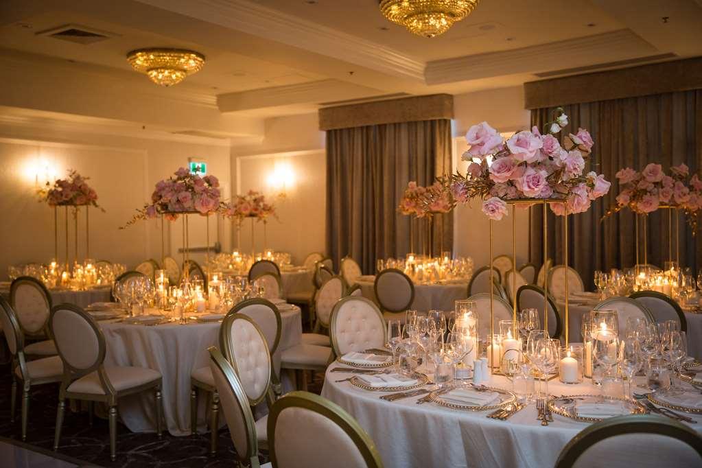 Chateau Vaudreuil 設備 写真 The ballroom at the hotel